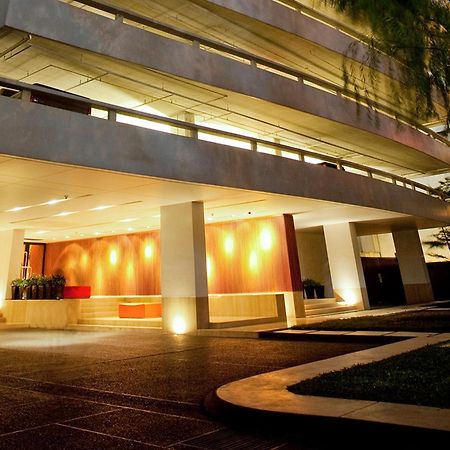 Fraser Suites Sukhumvit Bangkok Exterior foto The main entrance of the hotel